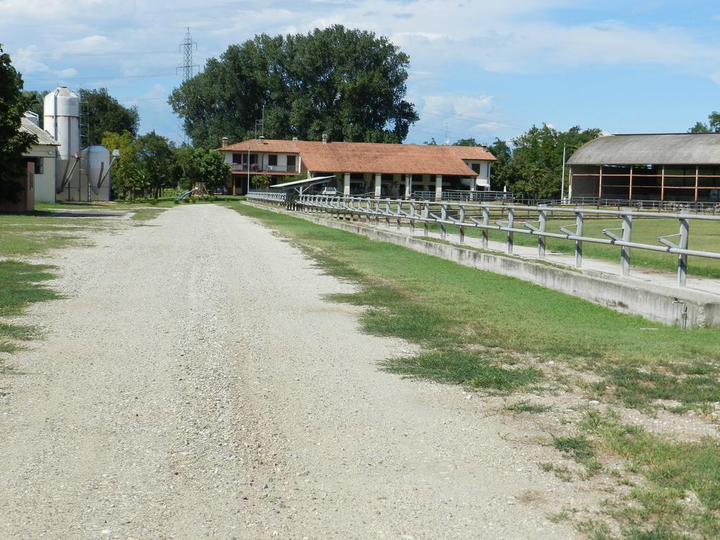 מלון איסולה דלה סקאלה Agriturismo Zio Michele מראה חיצוני תמונה